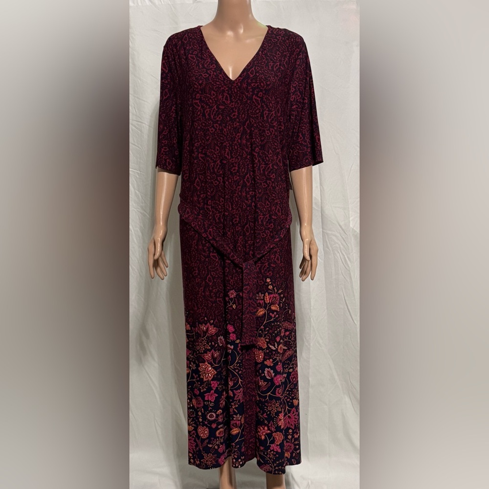 MSK
Plus Size Printed V-Neck Tie-Waist Short-Sleeve Dress - Picture 10 of 11